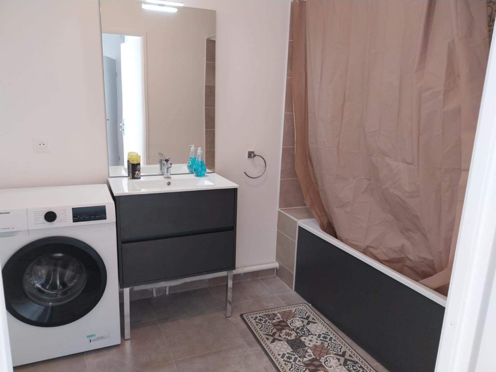 Thecalc Homes 2Bedroom+1Kitchen Sartrouville Esterno foto